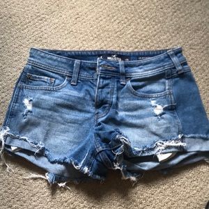 HOLLISTER low rise boyfriend short